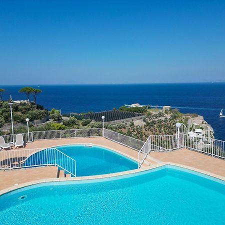Villaggio Villa Lubrense Massa Lubrense Eksteriør billede